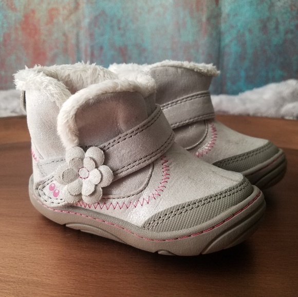 infant size 4 boots